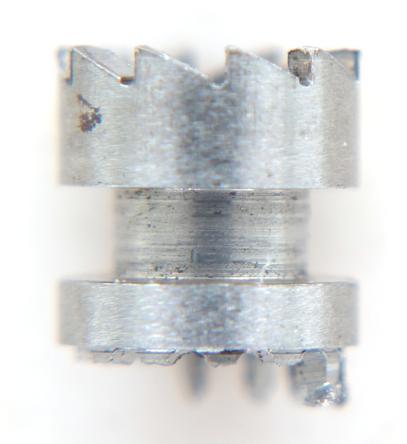 Karies am Schiebetrieb des Aufzugs South Bend Grade 411: Karies am Schiebetrieb des Aufzugs